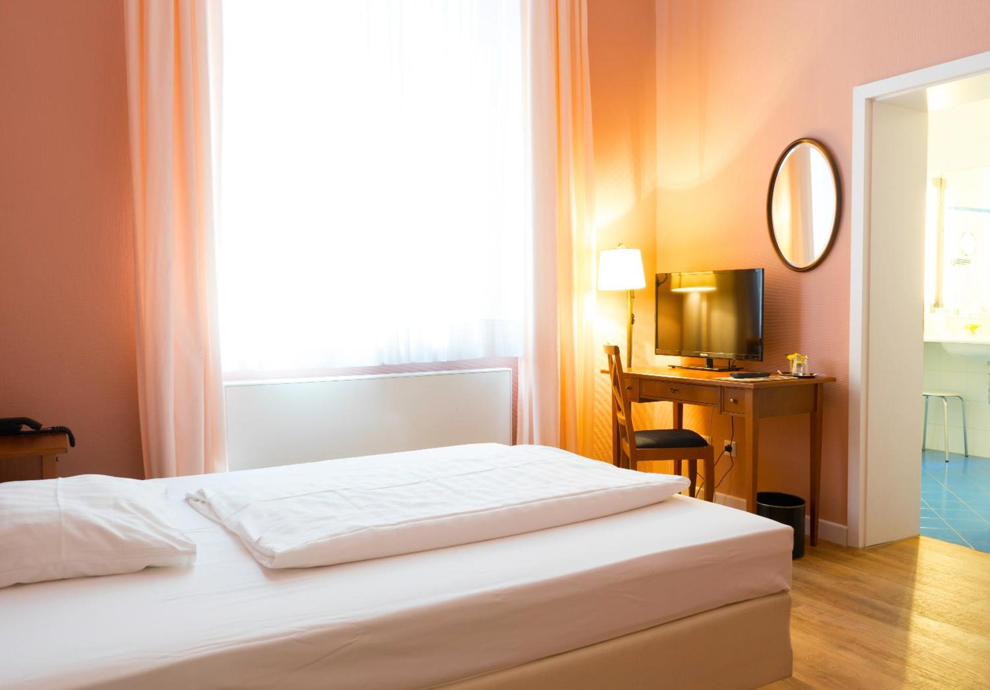 בלאנקנבורג Hotel Villa Viktoria Luise מראה חיצוני תמונה